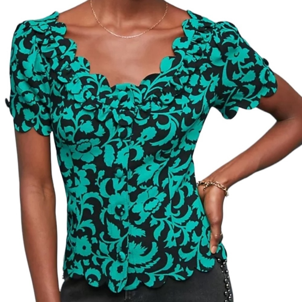 Maeve Anthropologie scallop hem floral fitted top size 4 excellent condition
